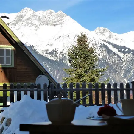 아파트 Cozy Mountain View With Terrace And Garden *