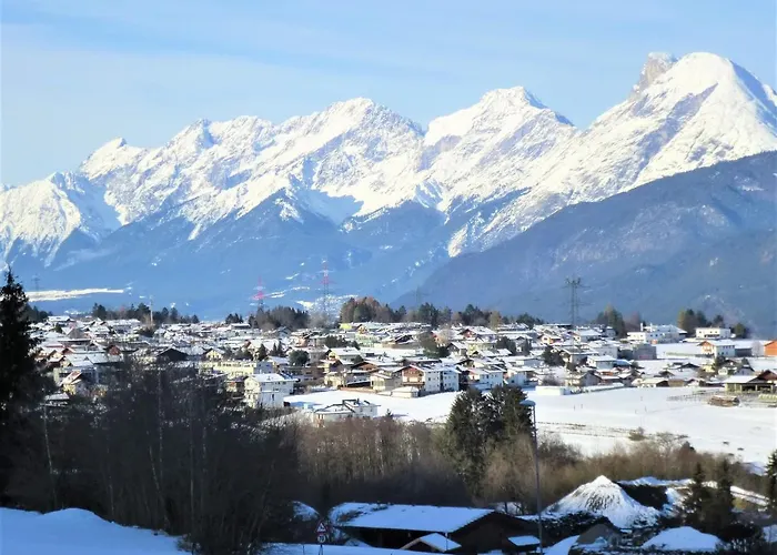Cozy Mountain View With Terrace And Garden Innsbruck