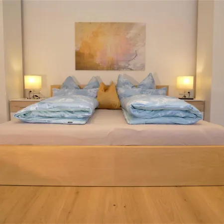 Cozy Mountain View With Terrace And Garden